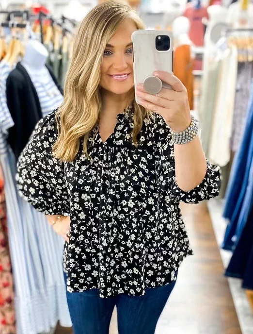 UMGEE Black Floral Print Top