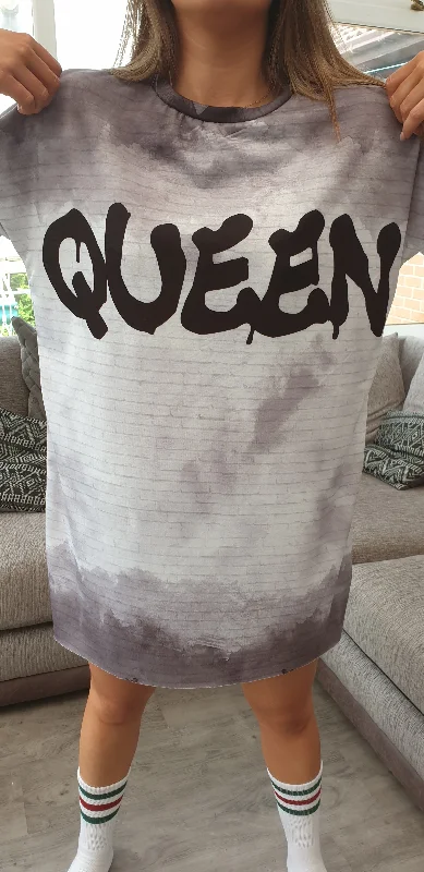 QUEEN GRAFFITI Black & White T Shirt Dress