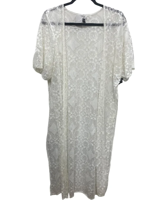 Kimono By Sage In White, Size: Osfm