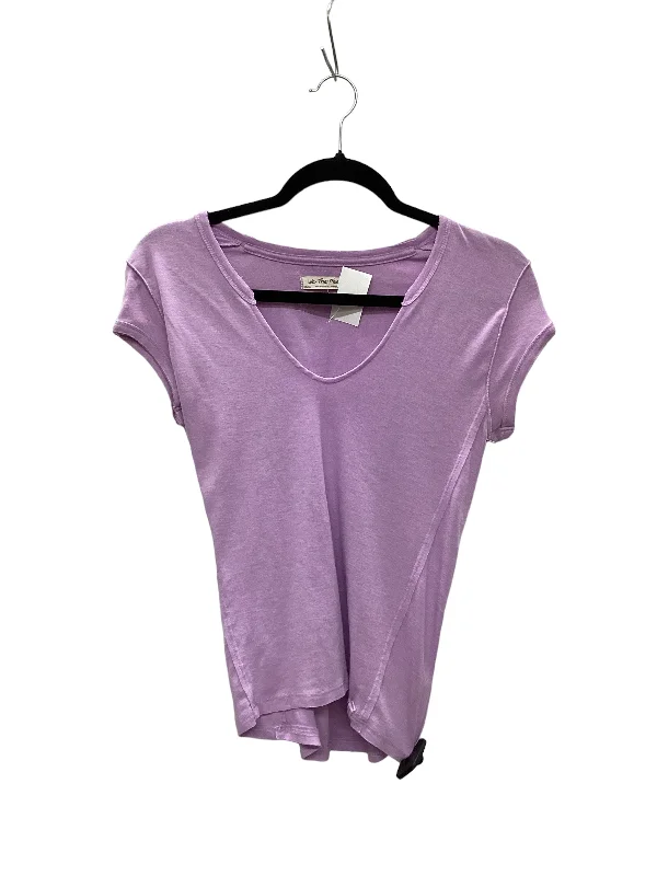 Top Short Sleeve By We The Free In Purple, Size: S